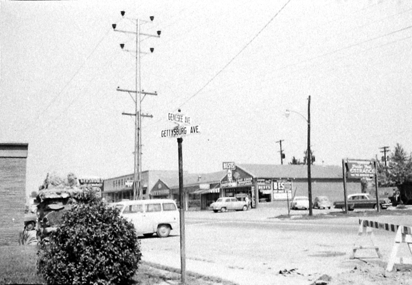 Best's Auto Store, Gettysburg Avenue 1958